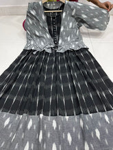 Load image into Gallery viewer, IKKAT COTTON KURTI WITH CONTRAST OVER COAT