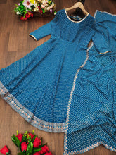 Load image into Gallery viewer, NEW KURTI & DUPATTA SET