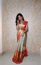 Load image into Gallery viewer, Light Weight Victorian designs in kanchi sarees with contrast border
