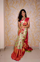 Load image into Gallery viewer, Light Weight Victorian designs in kanchi sarees with contrast border