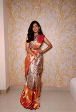 Load image into Gallery viewer, Light Weight Victorian designs in kanchi sarees with contrast border