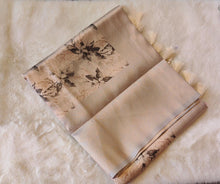 Load image into Gallery viewer, Softy silk Banarasi with digital print