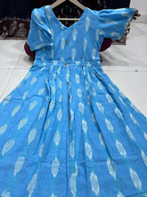 Load image into Gallery viewer, HANDMADE IKKAT COTTON KURTI With MIDDLE BUTTONS
