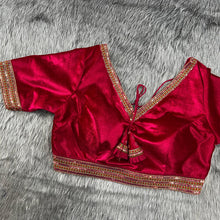 Load image into Gallery viewer, HEAVY VELVET BRIDAL BLOUSE