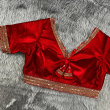 Load image into Gallery viewer, HEAVY VELVET BRIDAL BLOUSE