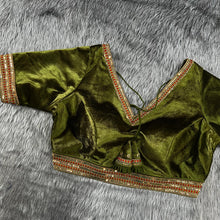 Load image into Gallery viewer, HEAVY VELVET BRIDAL BLOUSE