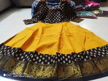 Load image into Gallery viewer, Madurai Sungudi All over Zari checks Fabric & banarasi jacord cotton combo - Sheetal Fashionzz