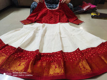 Load image into Gallery viewer, Madurai Sungudi All over Zari checks Fabric & banarasi jacord cotton combo - Sheetal Fashionzz