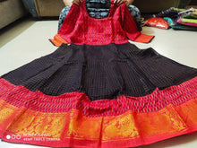 Load image into Gallery viewer, Madurai Sungudi All over Zari checks Fabric & banarasi jacord cotton combo - Sheetal Fashionzz