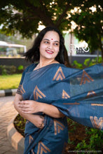 Load image into Gallery viewer, Dsr Modal saree with allover copper gicha buttis - Sheetal Fashionzz