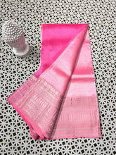 Load image into Gallery viewer, Mangalagiri Lt pattu Plain sarees - Sheetal Fashionzz
