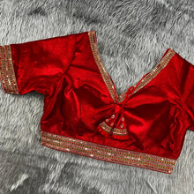 Load image into Gallery viewer, HEAVY VELVET BRIDAL BLOUSE
